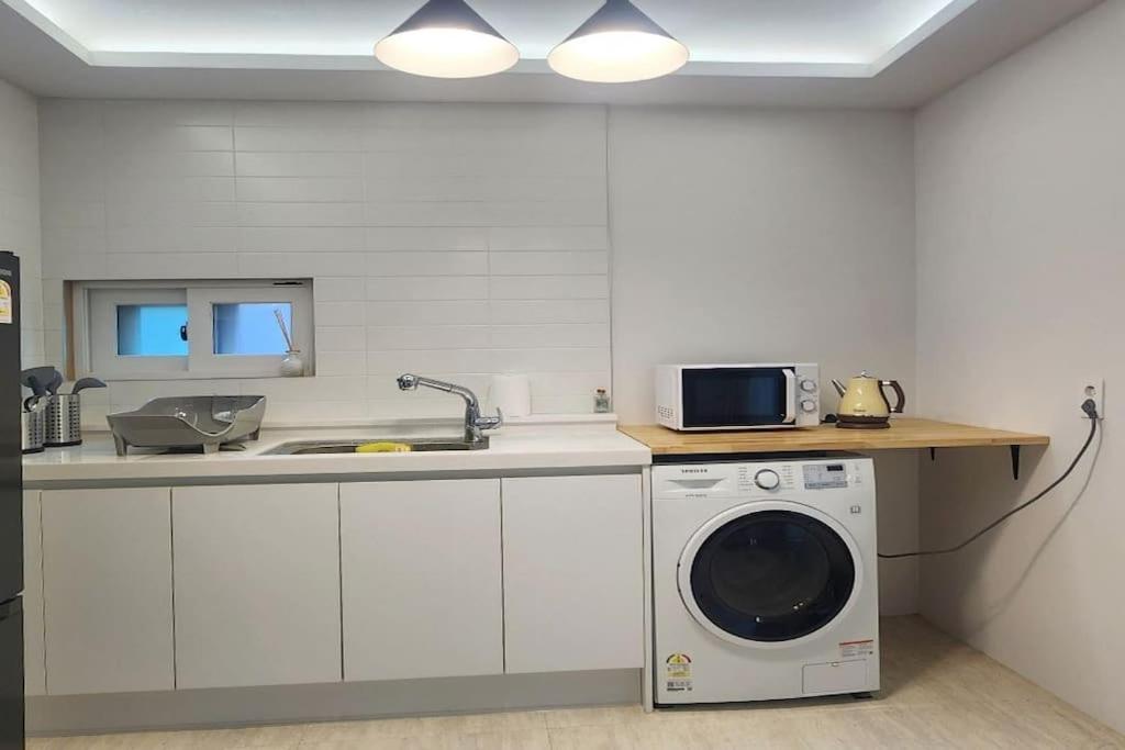 C-5 White Linen House Seul